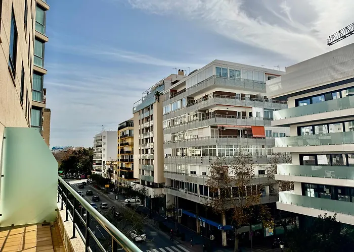 Rs 12 Ii Luxury Center Of - Eaw Homes