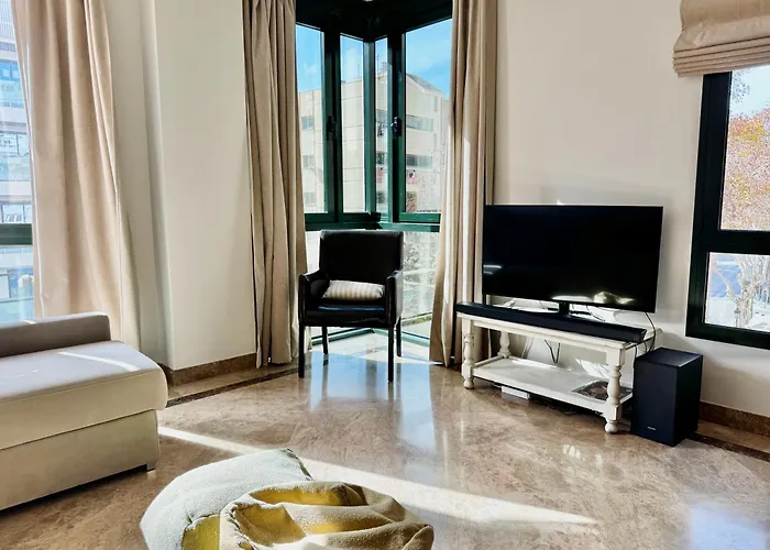 Rs 12 Ii Luxury Center Of - Eaw Homes *